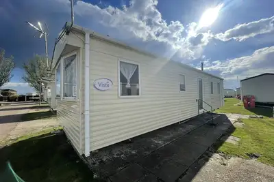Image de Lovely 8 berth caravan at St Osyth Beach Holiday Park ref 28101g