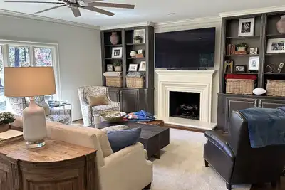 Image de Solar Esclipse Vrbo huge home on Chenal Golf Course.