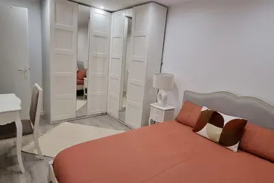 Image de Appartement 80m² pour 7 personnes proche Paris et Versailles idéal Jo