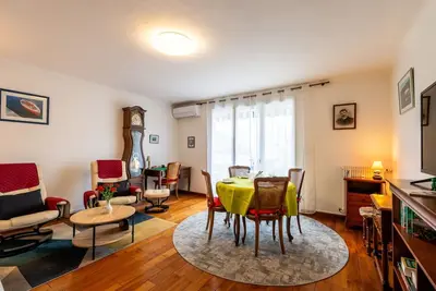 Image de Agréable appartement pour 4 personnes avec climatisation, Tv, balcon et parking