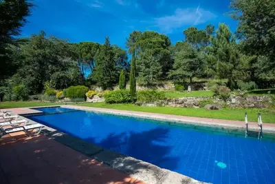 Image de Maison de vacances 'Casa De Andrães Pomar' avec piscine partagée, terrasse privée et Wi-Fi