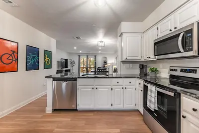 Image de Bella Vista Getaway Near Bike Trails & Dogwood Golf Course
