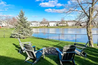 Image de King Beds - Close to Mojo Up and Grand Park - Fire Pit - Water Views