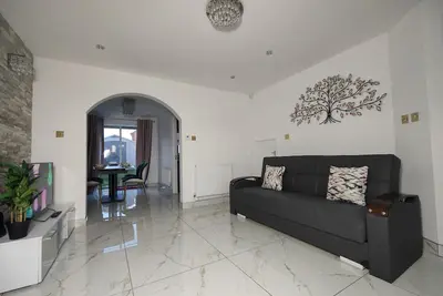 Image de Tyburn Home, Birmingham with Free Parking