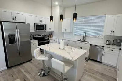 Image de Urban Oasis: Houston 3br+