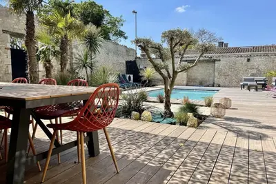 Image de 9 Bedroom Private vacation home in Puilboreau