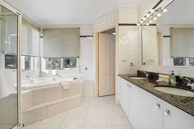 Image de 4 Bedrooms House in Balwyn Centre