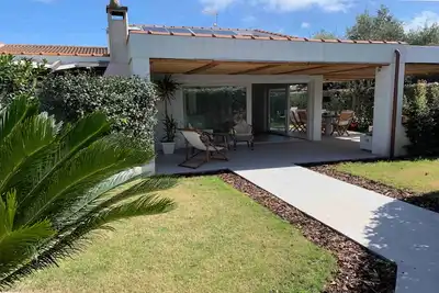 Image de Charming supermodern house with WiFi satellite Tv well-kept garden, sandy beach