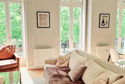 Image de Charmant appartement avec balcon. Restaurants, thermes, \ntélécabine à 5 mn à pied.