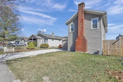 Image de 5 Bedroom 6 Beds Cozy and Spacious Home