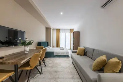 Image de Cozy Studio Apt in City Center -100 mb