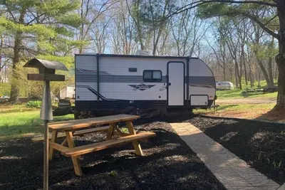 Image de Country Living Rv near Six Flags!