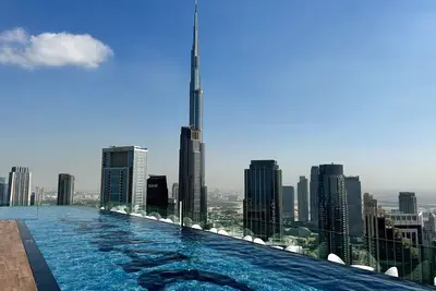 Image de High Floor Burj Khalifa & Sea View with Infinity Pool close to metro & DubaiMall