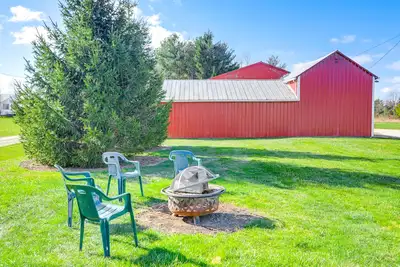 Image de Greenwich Countryside Apartment w/ Shared Yard