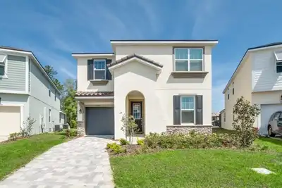 Image de Luxury 7 Bed Villa with Pool/Spa, Game Room & Resort Clubhouse - Minutes to Disney