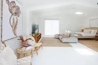 Image de Bungalow 21 – 2 minute walk to the beach