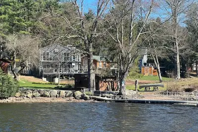 Image de Luxury Lakefront Retreat
