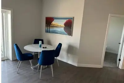 Home Away From Home:Brand new, Quite, cozy two bed rooms separate accommodation