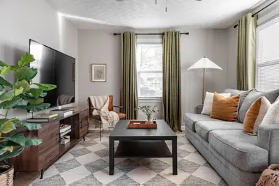 Image de Spacious 3 Bedroom Home - New Castle