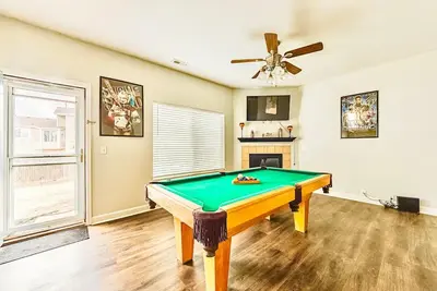 Image de Luxury Nestled Escape >FreeWineGameRoom&HotTub<\n\n