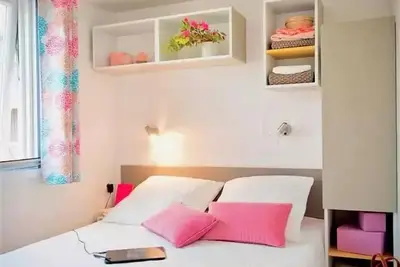 Cottage Quatro - 4 chambres : 39 m² + 15 m² terrasse semi couverte 8 personnes
