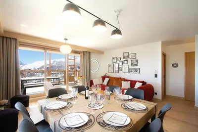 Image de Très bel appartement, ski aux pieds & piscine