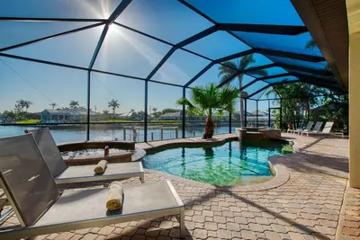 Image de Villa Coral Escape – Heated Pool & Spa | Gulf Access | Boat Rental + Tours Voucher Incl.