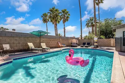 Image de Oasis w/ Pool & Fun for Adults & Kids, Themed Rooms, Close to Golf & Shopping