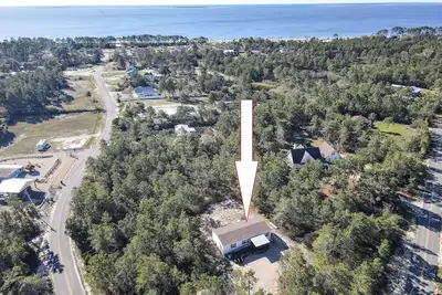Bearfoot Bay Hideaway 3br\/2ba near Carrabelle Beach