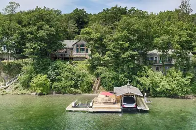 Image de Steinnhus: Luxury Lake Home on Keuka Lake