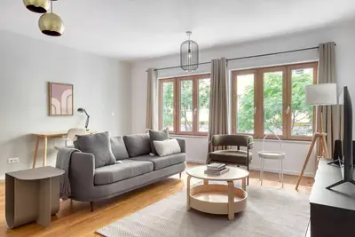 Image de Blueground | Santo António, parking