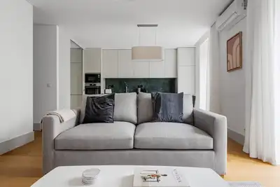 Image de Blueground | Arroios, furnished & equipped