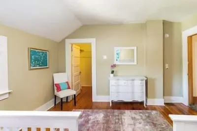 Image de Family\/Pet Friendly Craftsman