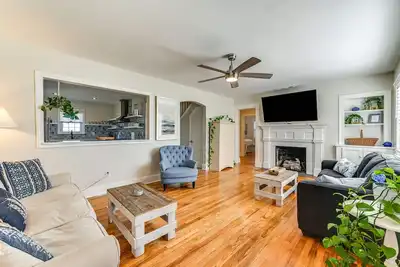 Image de New Bern House w/ Gas Grill Near Neuse River!