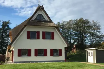Image de Maison au toit de chaume « Ostseewelle »