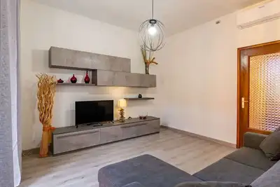 Image de Joli appartement pour 5 personnes avec Wifi, climatisation, balcon et parking