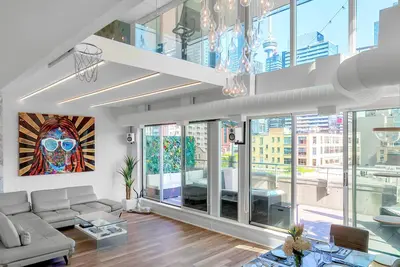Image de Penthouse 2-story Loft (Downtown Toronto)
