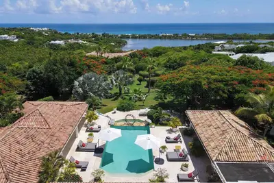 Image de La Pinta in Terres Basses by Personal Villas - Large Turquoise Pool and Loungers
