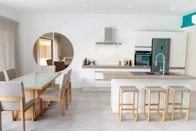 Image de Superbe appartement avec piscine dans résidence