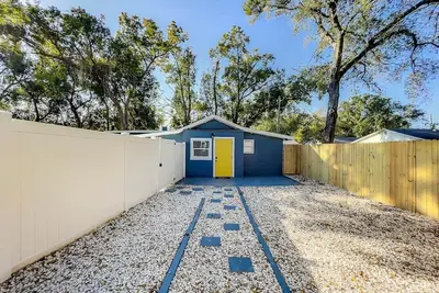Image de Private 1br Retreat • Fast Wi-Fi + Pets Welcome