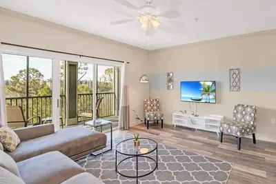 Image de Upstay - Close to Disney w Hot Tub, Games, Pool