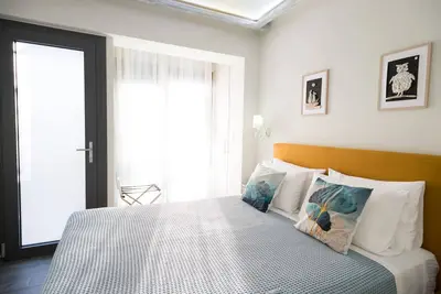 Image de Gruccio Yellow Studio - A Sunny Skiathos Gem
