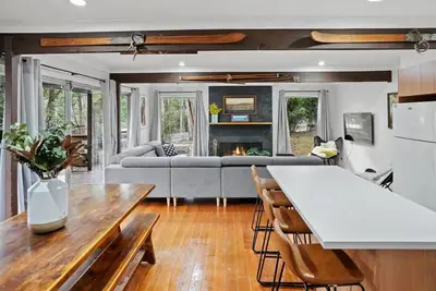 Image de Basecamp Sawmill - A Perfect Country Cottage