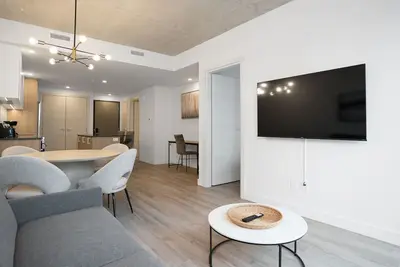 Image de New Luxury Unit in Heart of Mtl 811 | Metro access