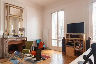 Image de Nid spacieux avec terrasse proche Batignolles