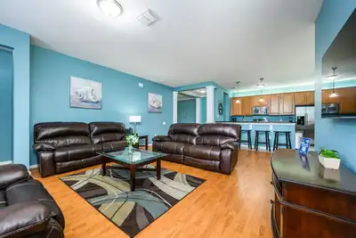 Image de Beautiful Lakeview Condo, Next to Pool, Vista Cay - 1027