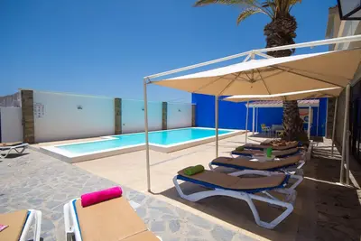 Image de Villa Los Jardines. Tranquil 9 Bedroom Villa. Private Pool.
