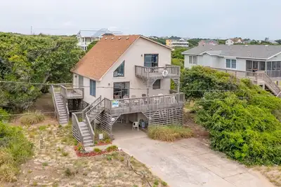 Image de Cozy oceanside home in Kitty Hawk less than 800 ft to the beach!