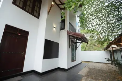 Deluxe Double Room with Balcony 2 /2 people - Surfside Retreat Weligama