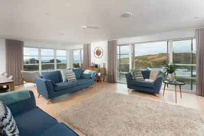 Image de Sandyford -  A superb beach house with sea views  and parking in an exclusive development overlookin